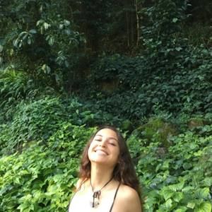 Meet your Posher, Lauren